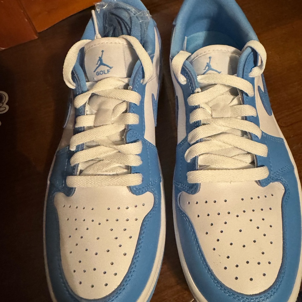 Nike Blue and White Sneakers size7 mens golf Jordans